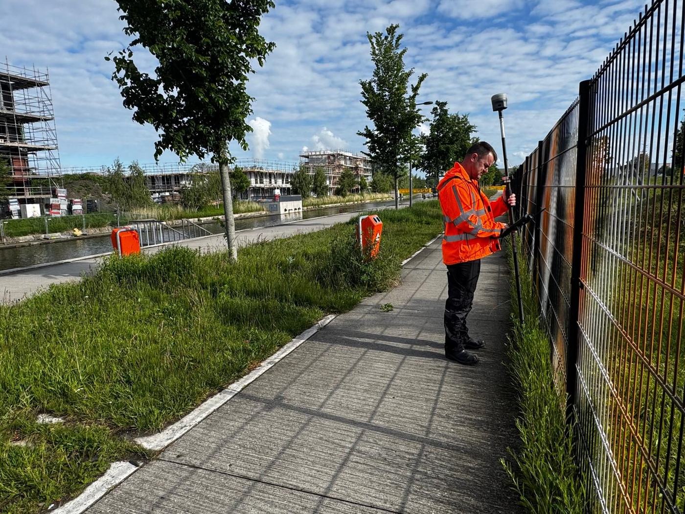 Meting — Topografische inmeting bij nieuwbouwlocatie